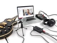 iRig Stream Pro